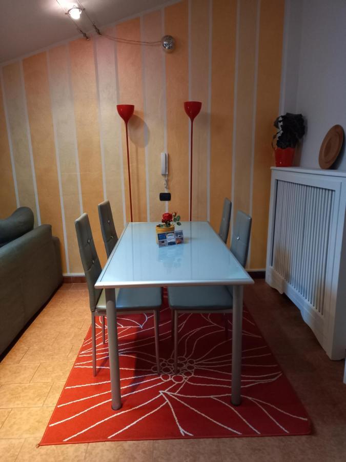 Dino Il Mansardino Apartment Ome Bagian luar foto
