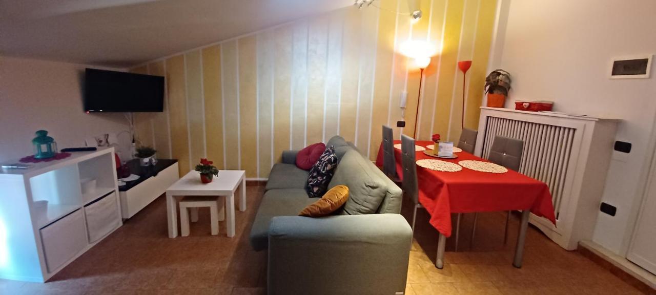 Dino Il Mansardino Apartment Ome Bagian luar foto